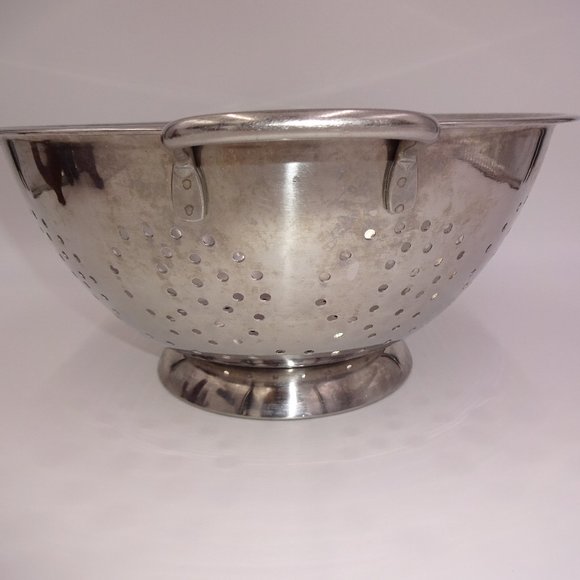 Large Innova 18-10 Stainless Steel Footed Food Strainer Colander Handles Korea - Picture 2 of 9